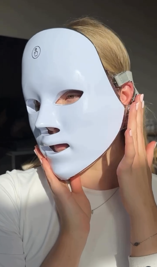 Mira K. | Dry Skin